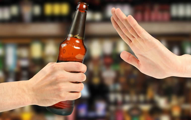 Alcoolismo Entre Jovens: Tendências Atuais e Abordagens de Intervenção